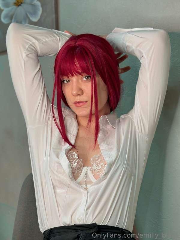 Prepared a red surprise for you. I know how you dreamed more..