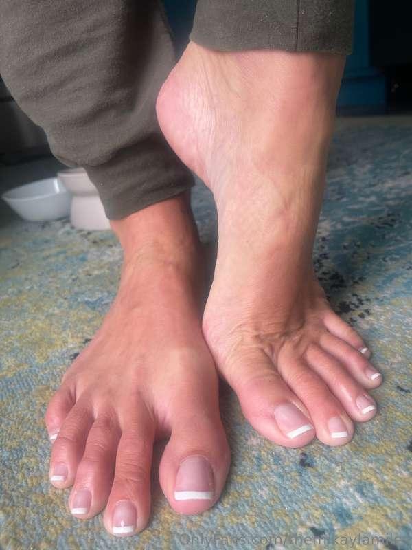 New pedi 💓🥰💋