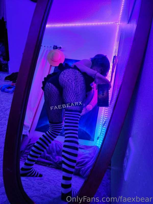thighs, fishnets, n a mini skirt ✨🥵
