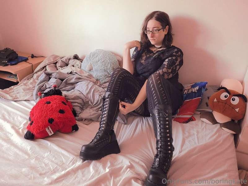 boringkate image #22
