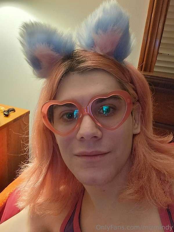 I'm officially in my catgirl era. Who wants catgirl content?