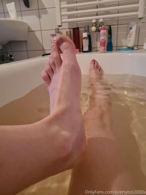 prettyboi2000x image #6