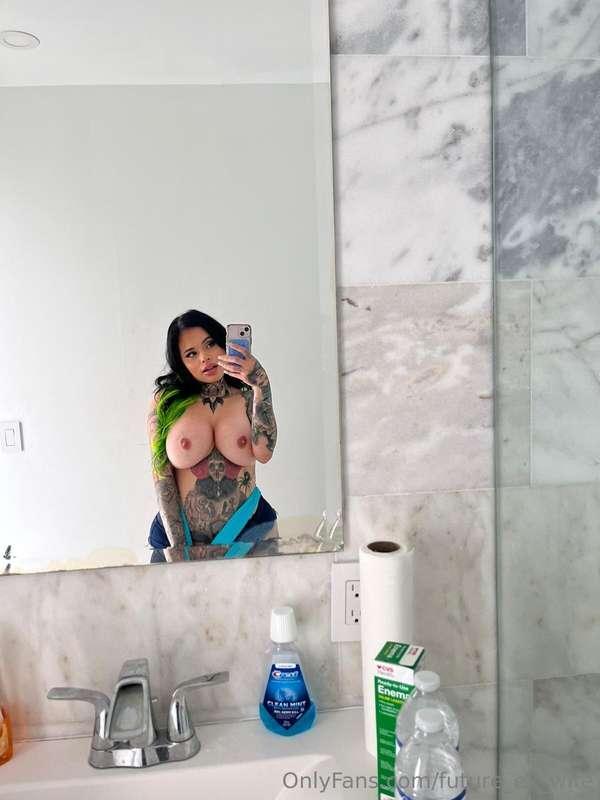 future_ex_wife image #0