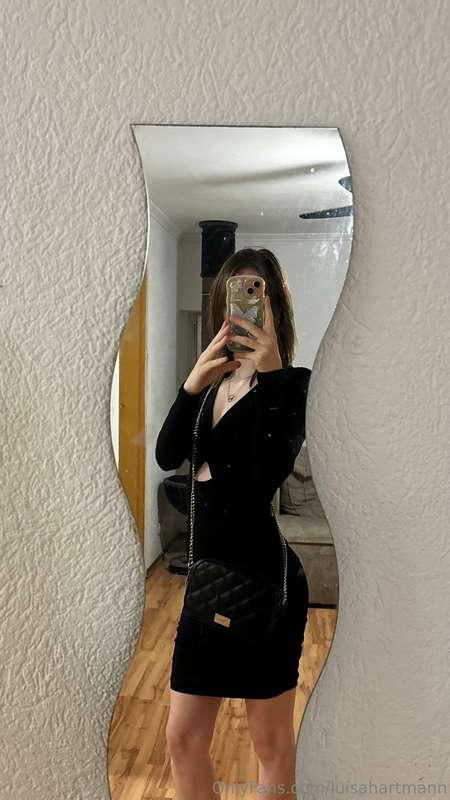 Endlichhh Wochenendeee🙈😍 Wie findest du mein Outfit für heut..