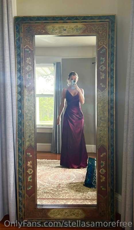 I was a bridesmaid in my sister's wedding... I was so fuckin..
