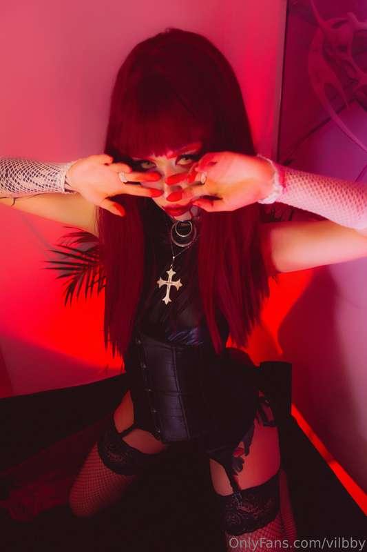 Ready for this week? 

Fake 🩸 bloodylove