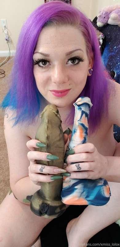 Wanna meət some of my new friends? 🤤❤

See me trying em out ..
