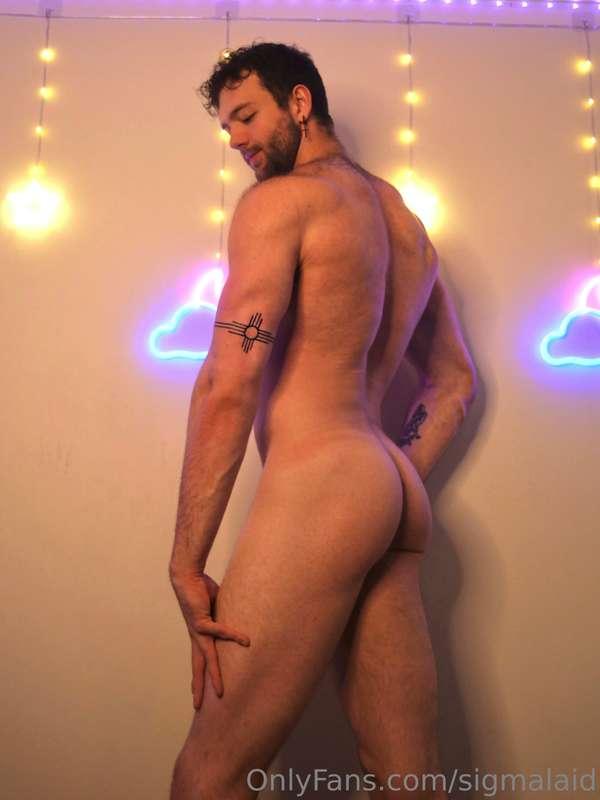 I feel like I never show you guys my hole, but i want it fil..