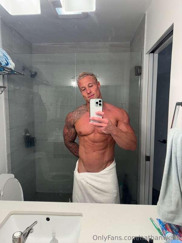 Post gym shower 🚿🧼
