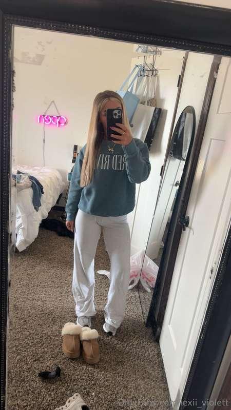 Morning everyone :))