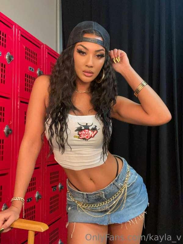 kayla_v image #0