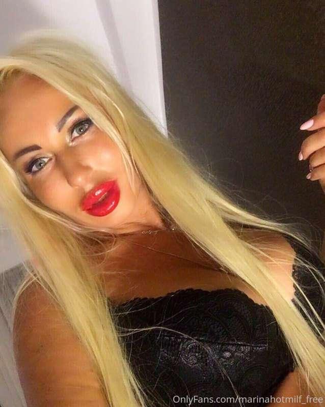 I'm waiting for you here @marinahotmilf_offical 💋💋💋
Come her..