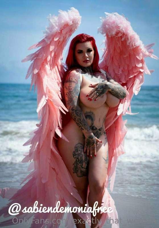 💦😘  @sabiendemoniafree  💦😘

Your favorite PORN-STAR will mak..