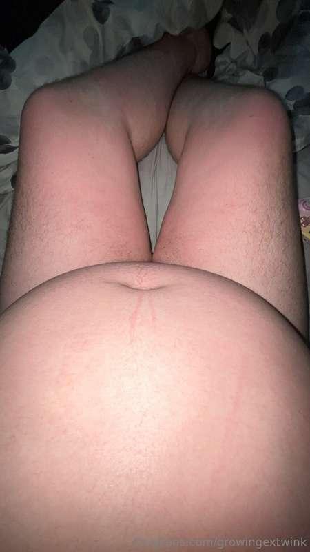 U got to lift my belly for the surprise 