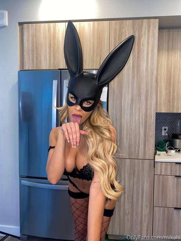 What should I be for Halloween this year? Ps if you wanna se..