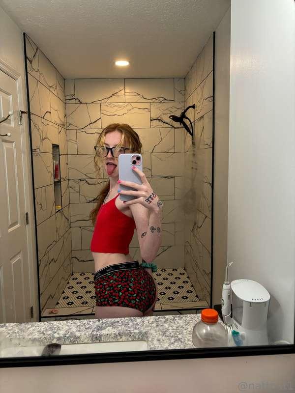 thought that I should drop a pic before I hop in the shower ..