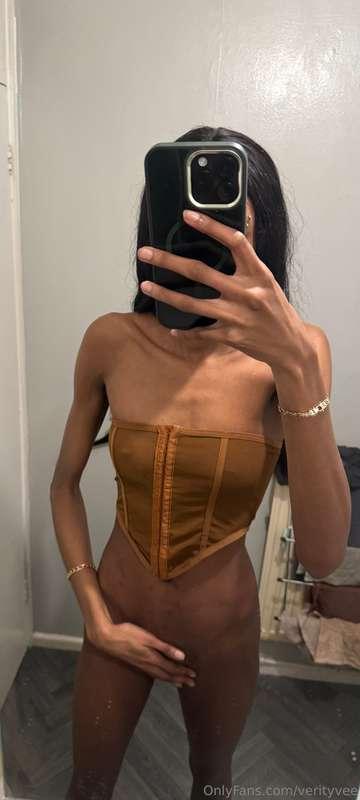 Wouldn’t you want to have a good time with me?🥹🤎My nipples a..