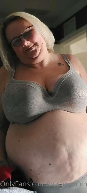 Good morning lovelies, here's a quickie before I run out the..
