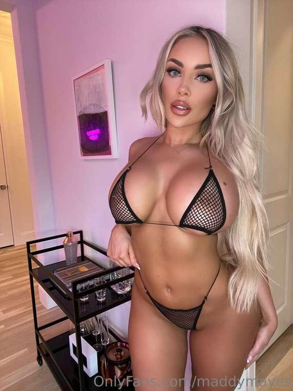 What is the best part of me that you like that most? DM me y..