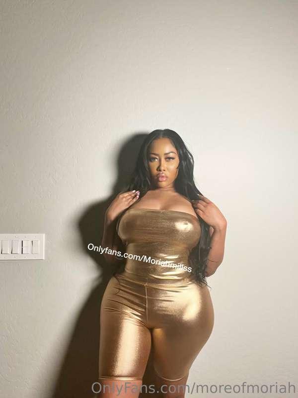 Your Golden Queen👑