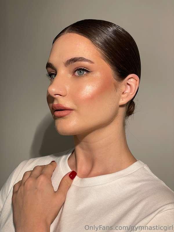 gymnasticgirl image #0