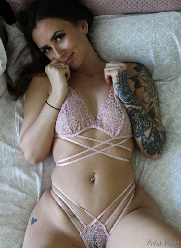 Does this lingerie make me look sweet enough to eat? 🥰