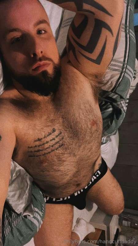 Hairy and horny.. 😈🐻💖