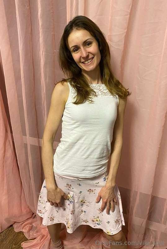 Love this skirt 💃💕 So light and airy. Love how it counts wit..