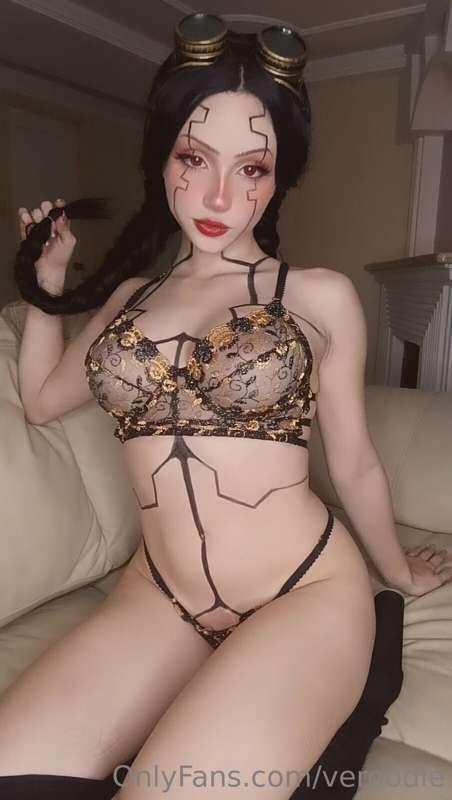 What do you wanna pull first? my hair my my bra?