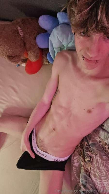 tell me how many ways you’d use me🥵🍆