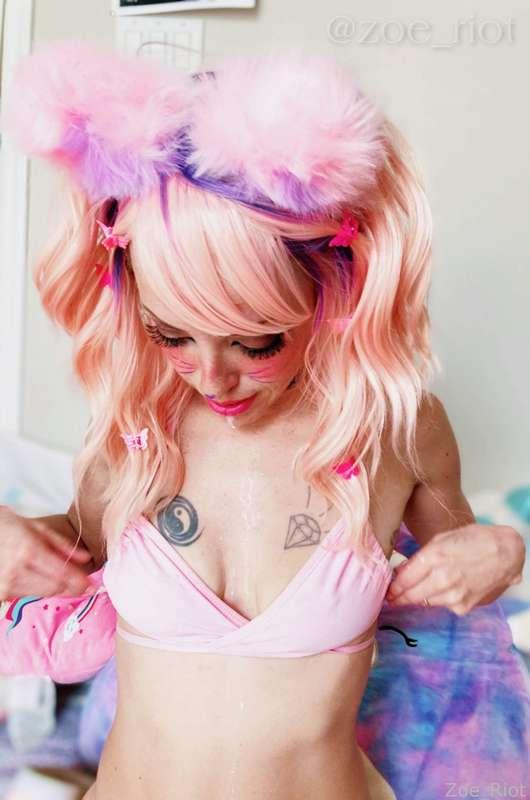 zoe_riot image #29