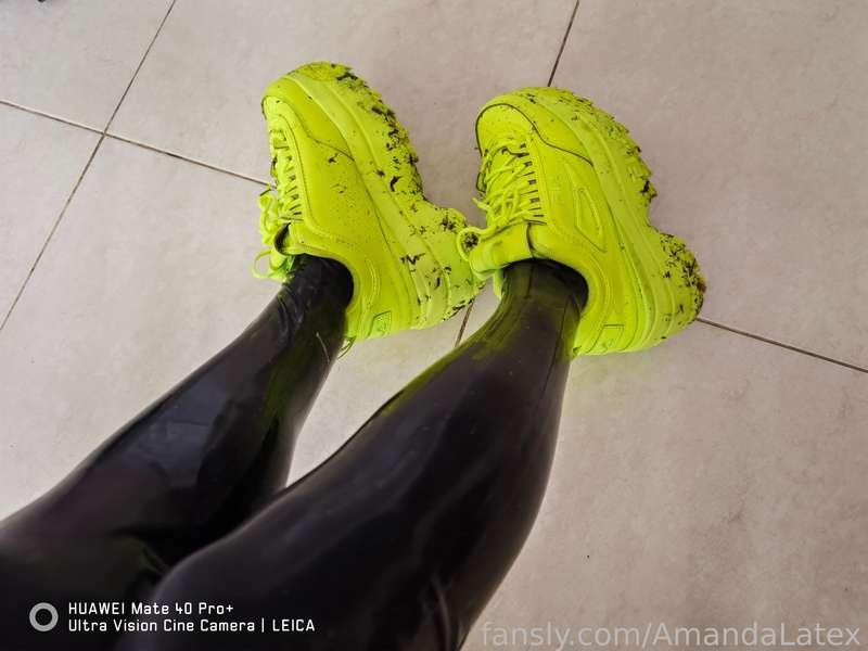 amandalatex image #9