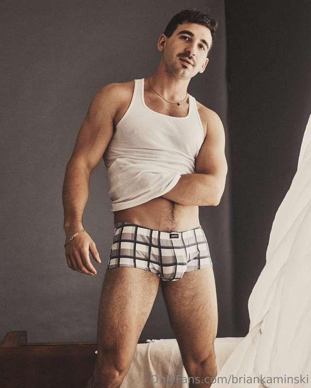 New shoot with the amazing @sixpacny  Did I finally get my h..