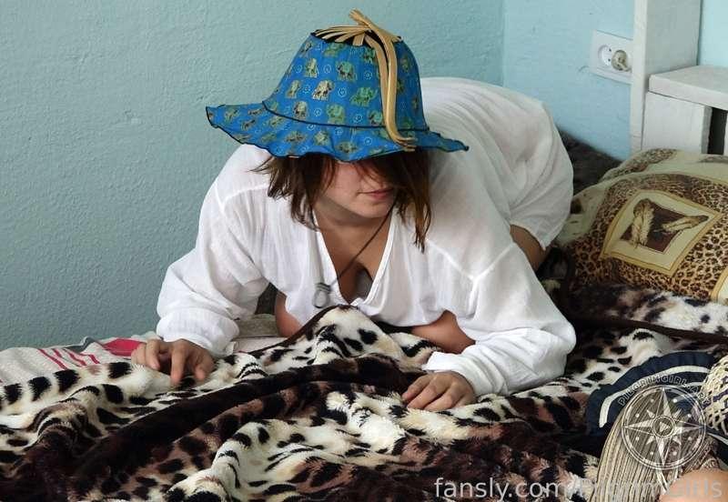 pilgrimgirls image #8