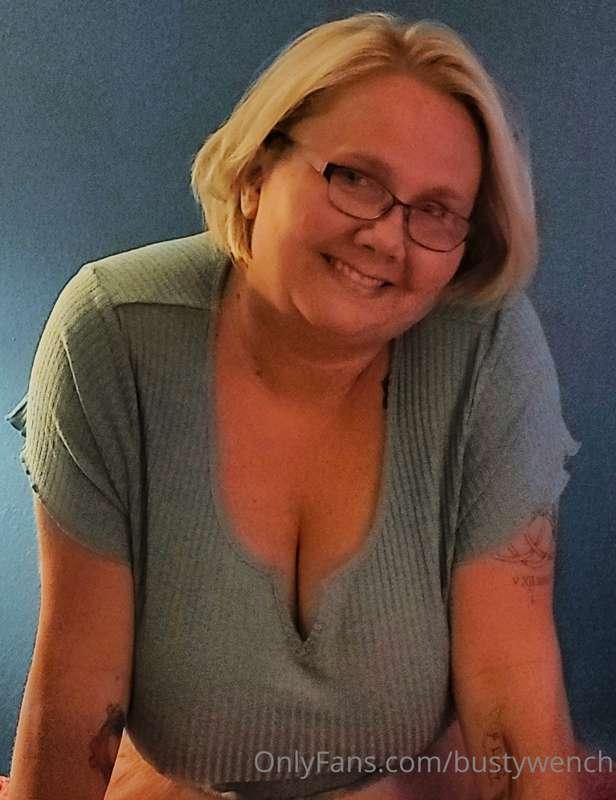 Hey there sweeties, I'm planning on doing my first ever live..