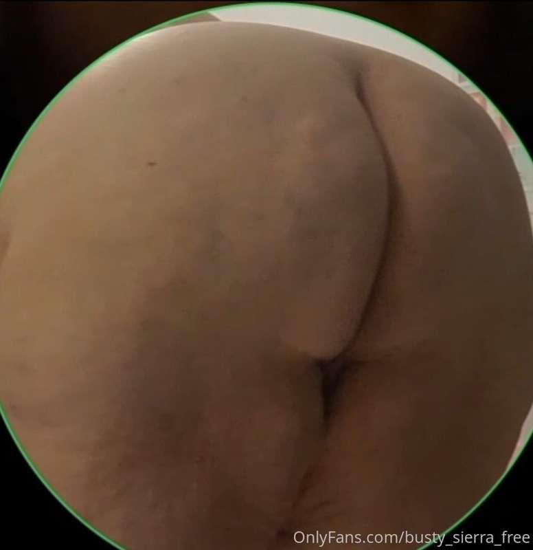 Boob show with a flash of ass 🍑

🔓 Unlock here or join my VI..