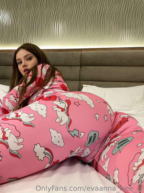 my most COSPLAY VIDEO🔥
In my 🤍 https://onlyfans.com/evaannaa