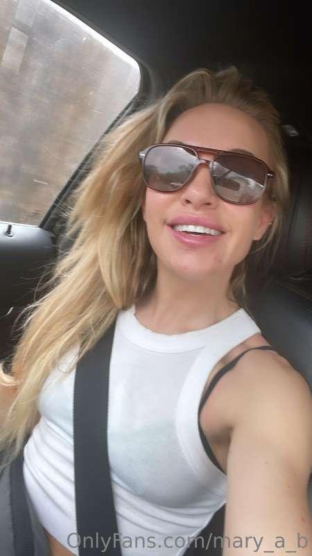 5 things I’m smile about today ( read #5!):
1. I have a fulf..