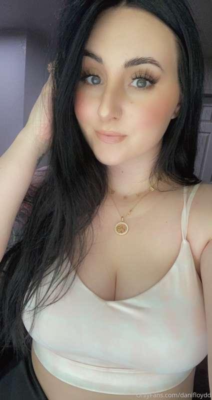 20 min sexting tonight ONLY $15 😍
Tip then message me