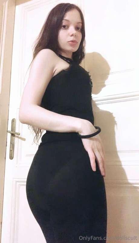 Do you think I'm beautiful only naked or even with clothes o..
