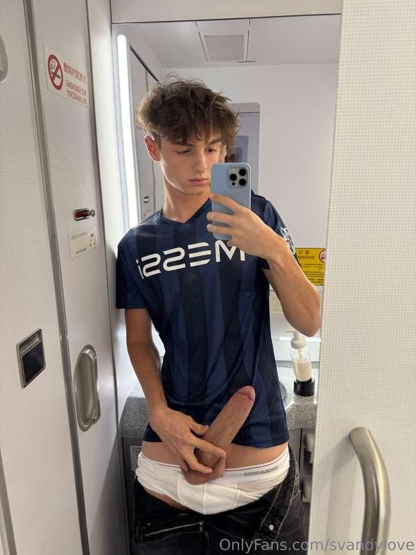 Always horny in the ✈️ !! There’s only one way to get away f..