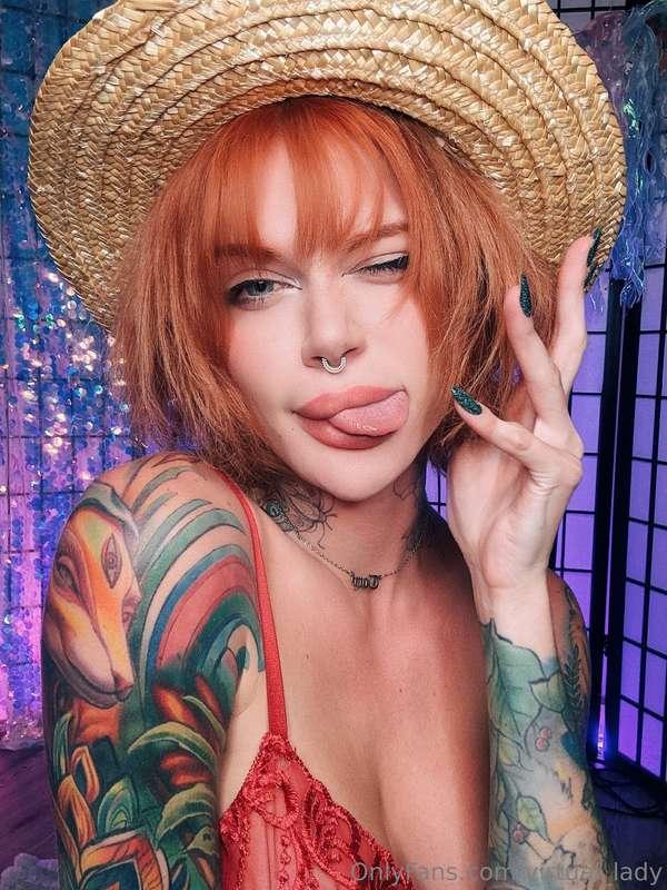 👅👅👅