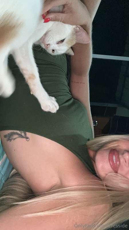 Net katyte zino uz ko imti reikia🤭😀