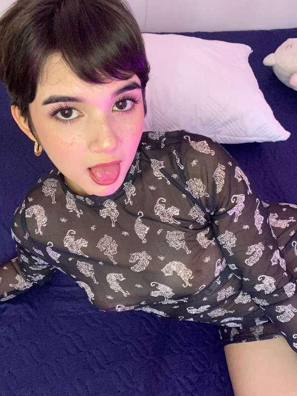 cute_eyess image #1