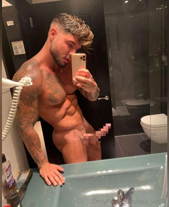 Algo se ha levantado, me ayudas?