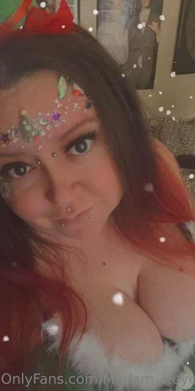 get ready for titty tuesday tomorrow my boys!!! 11am MST (1p..
