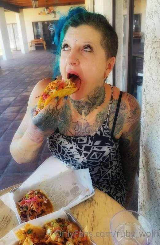 ## I'm on vacation! Birthday trip!

My birthday is on Valent..