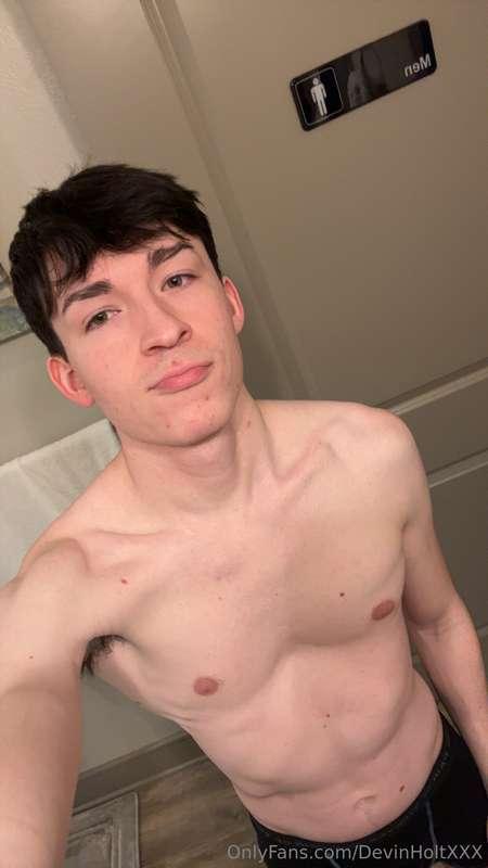 devinholtxxx main image
