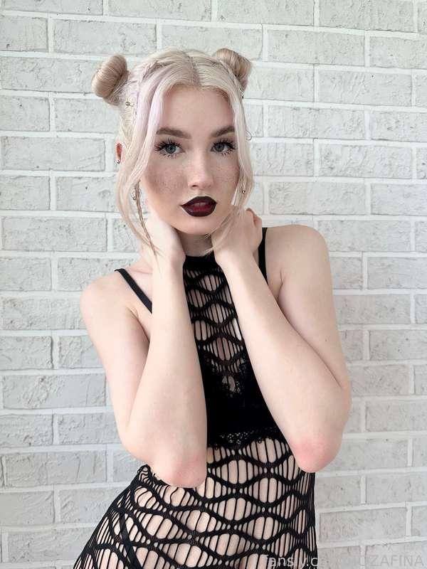 rozafina image #5