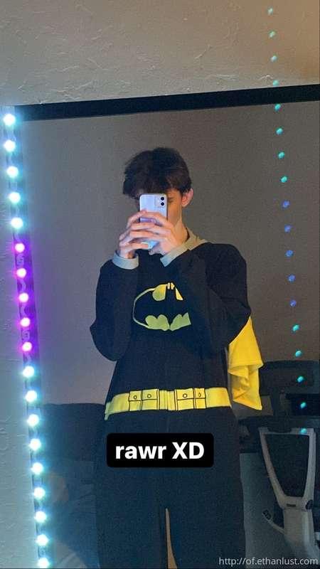 Halloween was alright, hung w some friends and kicked it. Wh..